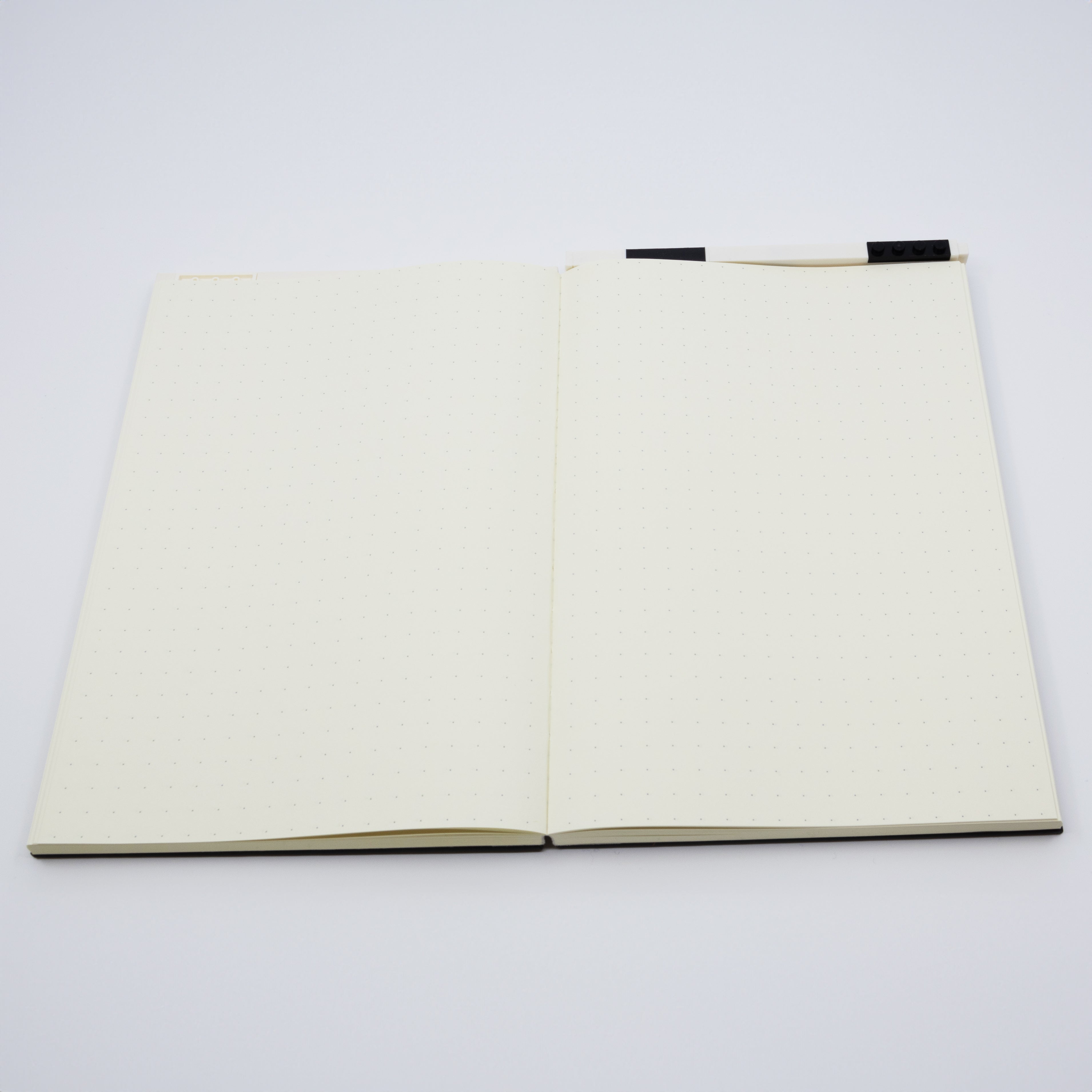 LEGO 2x3 ICONIC LOCKING NOTEBOOK WITH GEL PEN - BLACK