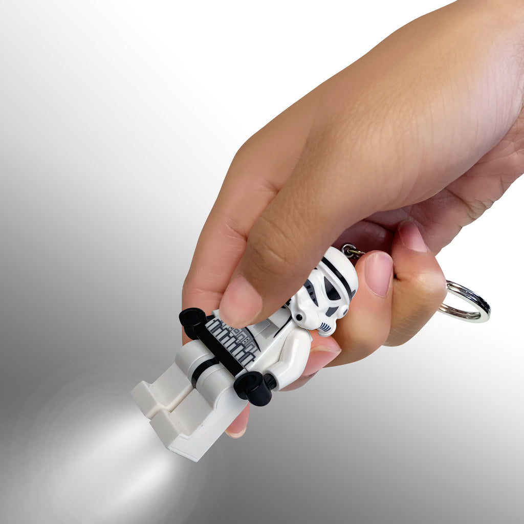 LEGO STAR WARS STORMTROOPER KEYCHAIN LIGHT ON HANG TAG