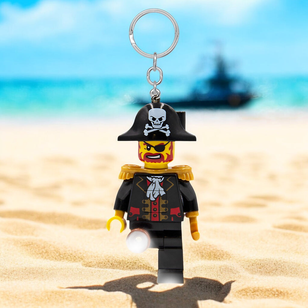LEGO CLASSIC CAPTAIN BRICKBEARD KEYCHAIN LIGHT ON HANG TAG
